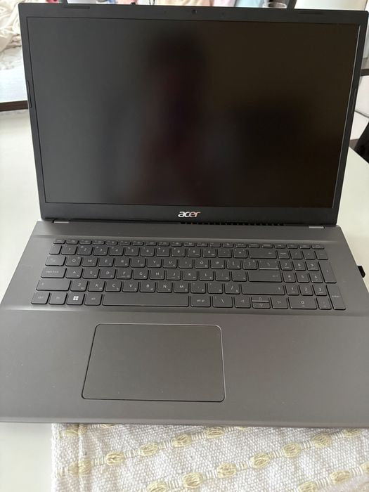 Лаптоп Acer Aspire 5
