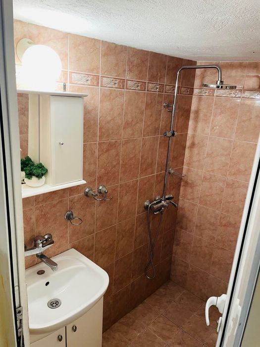 Дава се под наем Двустаен апартамент в София, Дианабад - 67 кв.м за 765 € - Снимка #4