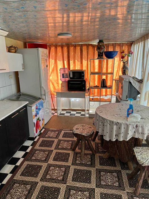 2 хоналик квартира 1 кават ижарага берилади, горгаз, умид стадион