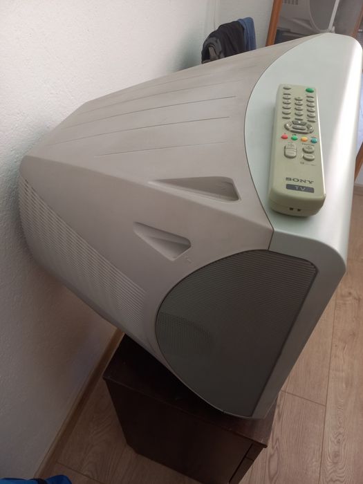 Телевизор SONY Trinitron гр. Габрово Борово • OLX.bg