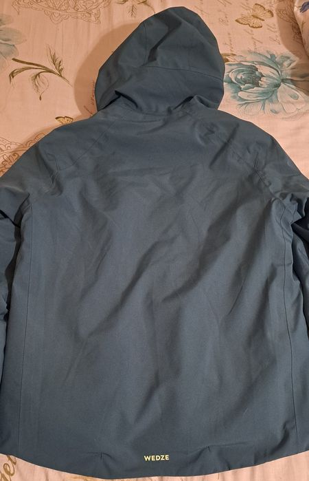 Geacă Dechatlon impermeabilă  11-12 ani