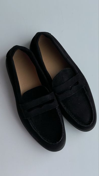 Продам женские мокасины