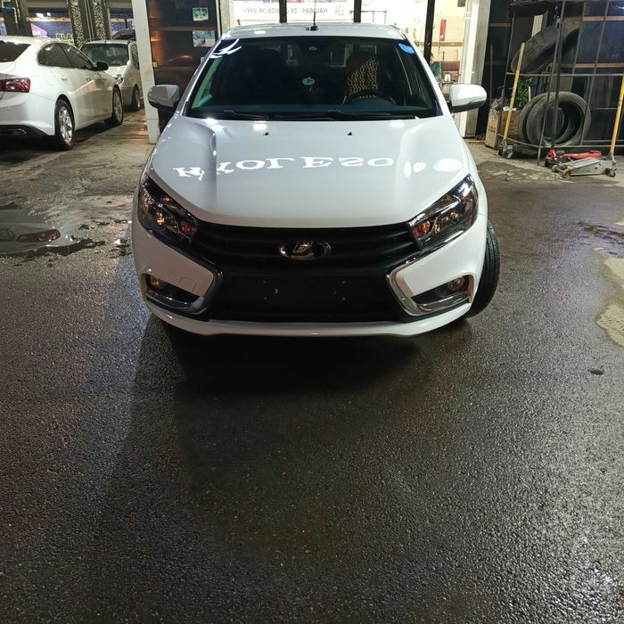 LADA VESTA 2020 / 1.6 матор / механика ҳолати янги