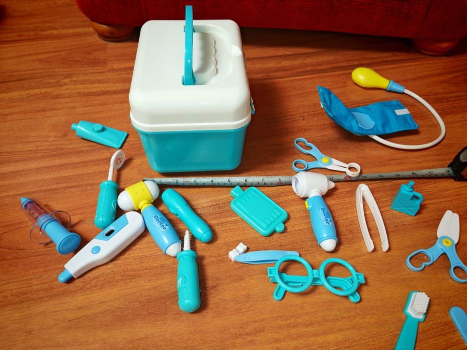 Reducere la toate! Trusa "Micul dentist" cu accesorii