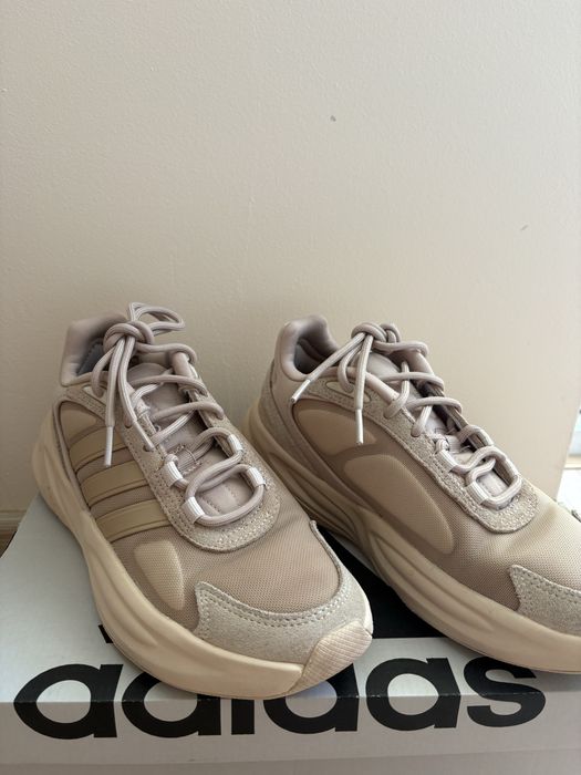 Маратонки Adidas Ozelle