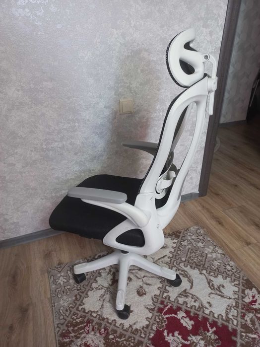 Кресло для рабочего кабинета