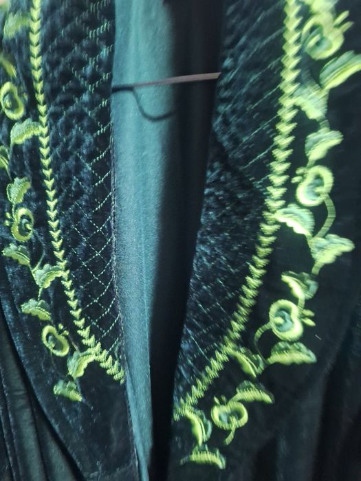 Ayollar uchun villur xalat yangi