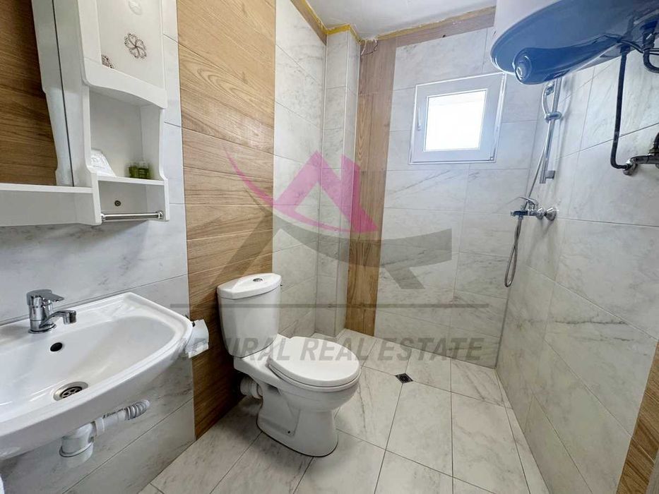 Дава се под наем Двустаен апартамент в Варна, Бриз - 50 кв.м за 425 € - Снимка #2