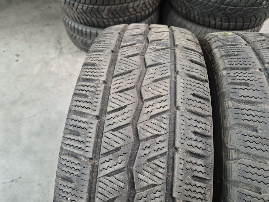 2 anvelope iarna Hankook 215 65 16 C stare buna