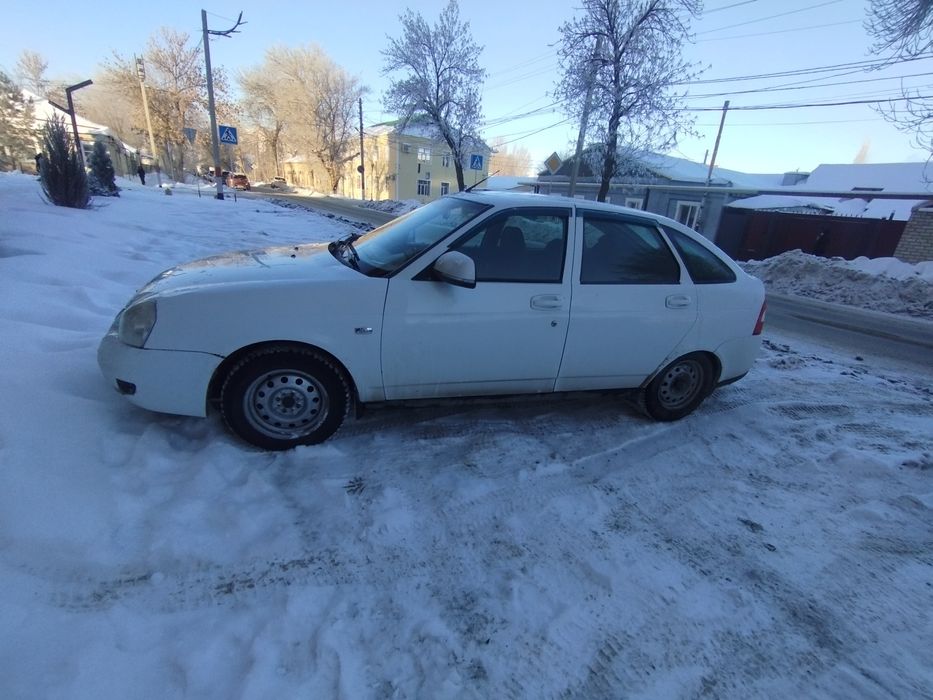 Продам приору хэтчбек