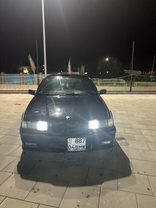 Продам BMW e36 320