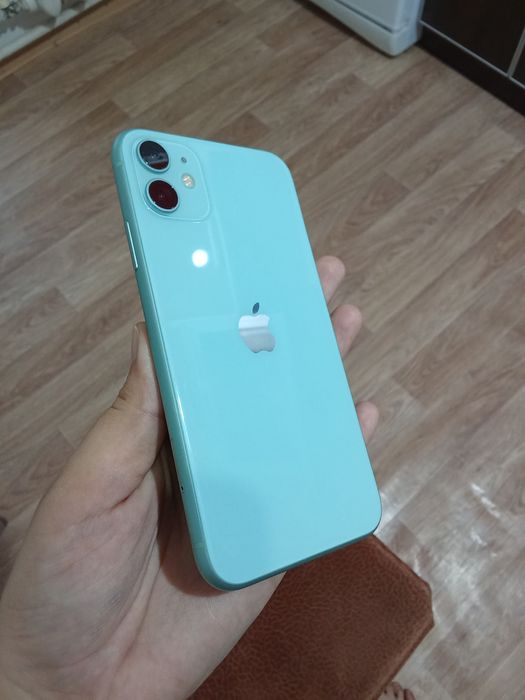 Iphone 11, 64гб, стоит блокировка акивации , мб назапчасти