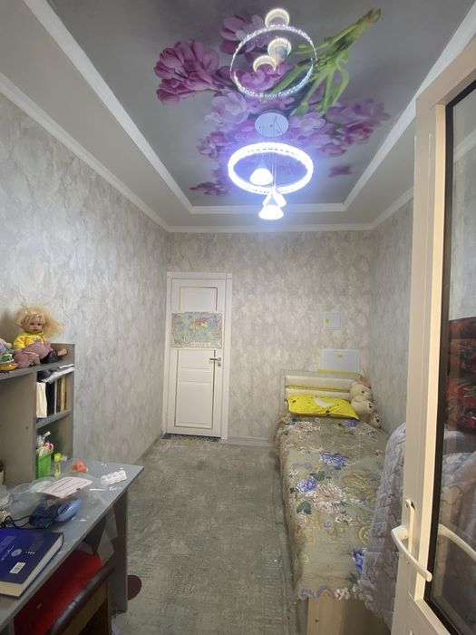 2 - xonali uy sotiladi Navoi ko’chadan