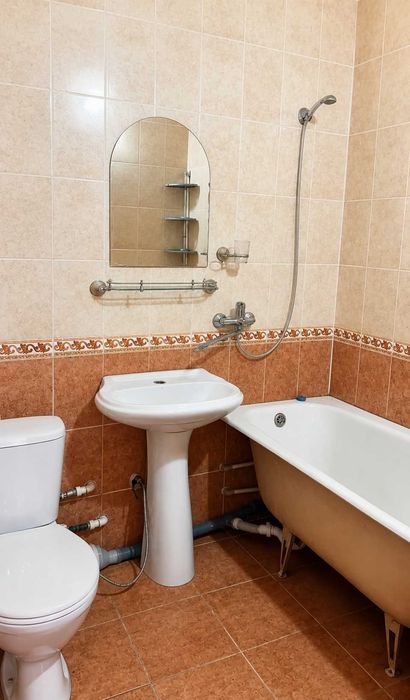 Продам 1 комн кв 8мкр