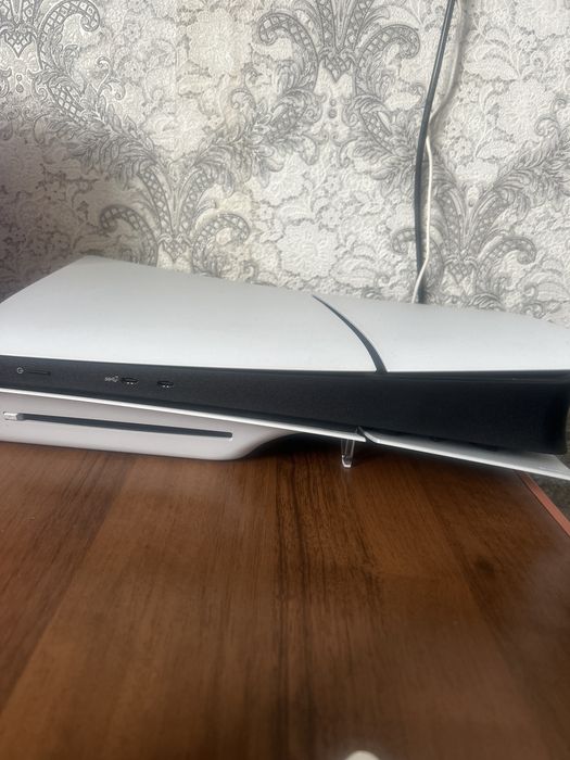 Sony PlayStation 5 Slim новая