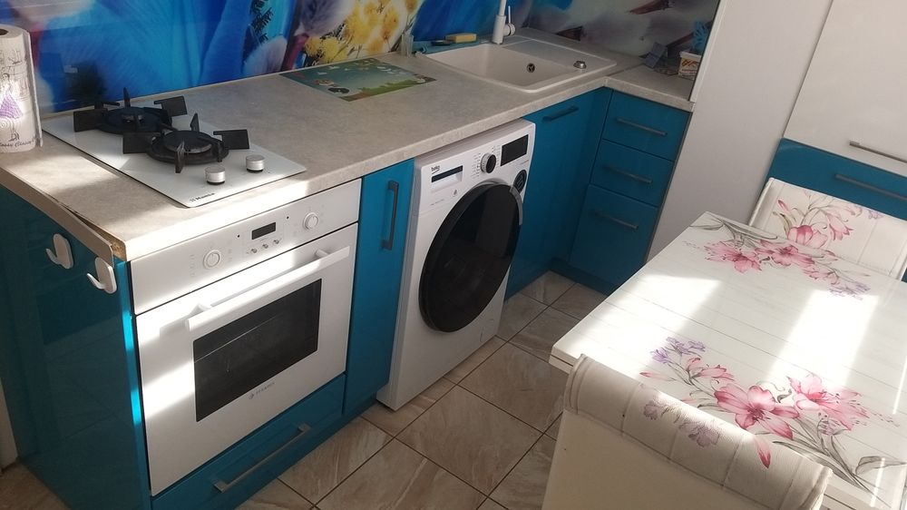 Дава се под наем Двустаен апартамент в Разград, Орел - 64 кв.м за 348.84 € - Снимка #12