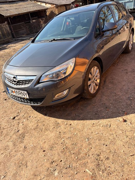 Vand Opel Astra J Sportstourer 2011