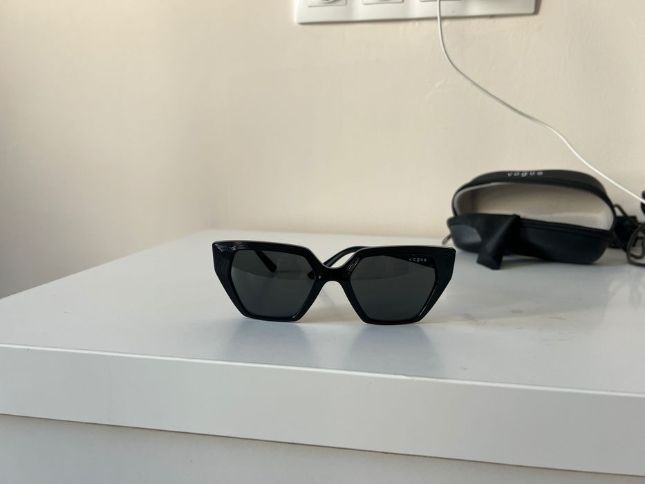 Слънчеви очила Vogue