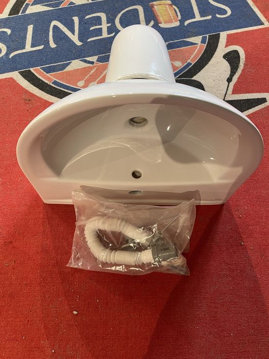 Chiuveta suspendata Cersanit