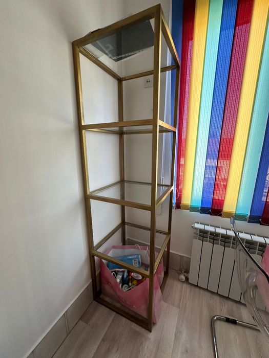 Продам подставки под головные уборы