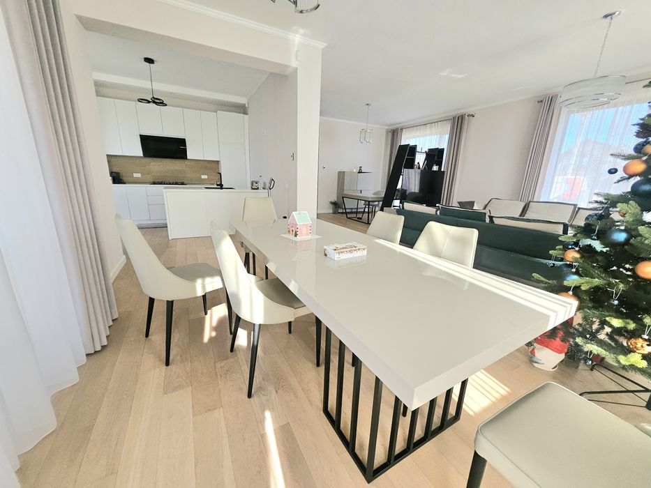 Casa strada Primăverii!