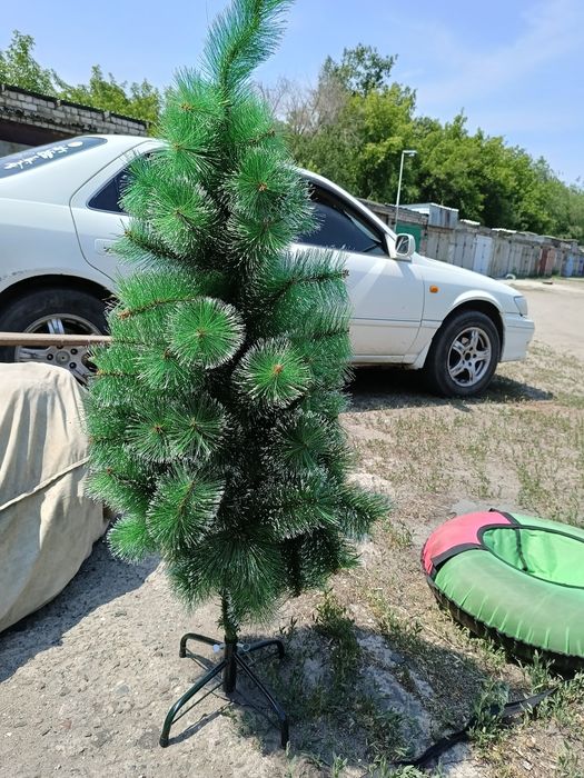 Ёлка искусственная