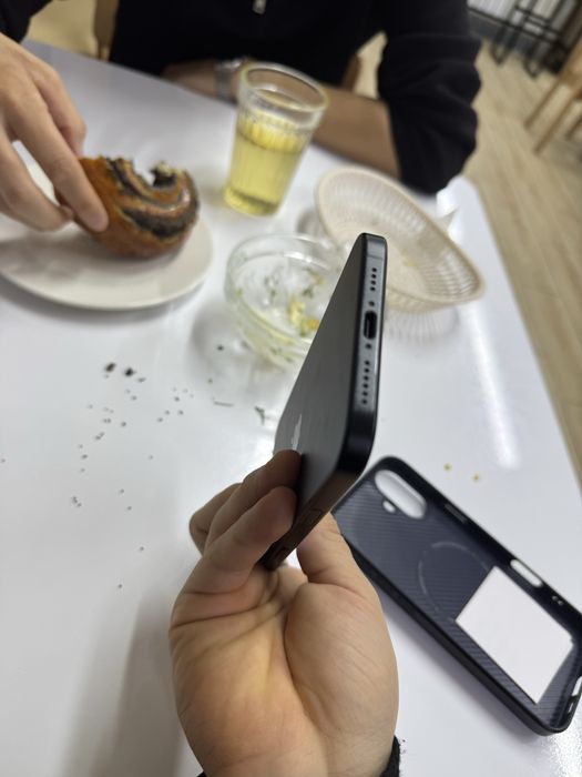 Iphone 16 plus 256 gb 92akb