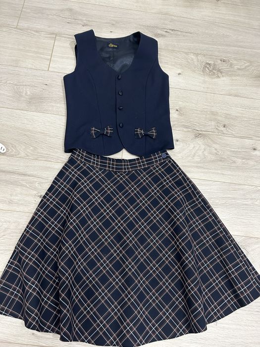 Школьная форма на девочку (синяя и бордо)