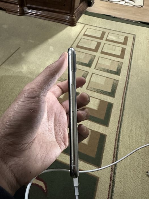 Iphone x 64 xolati yaxshi