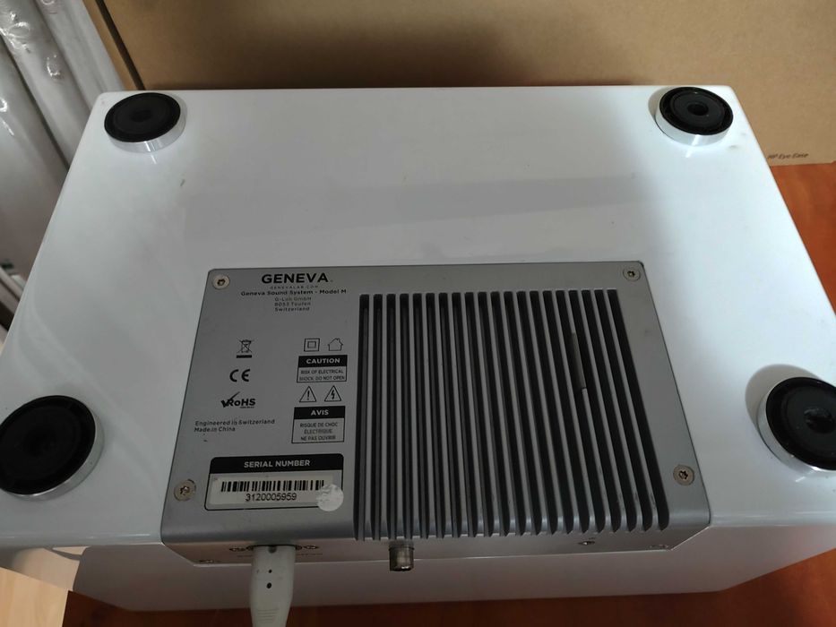 Sistem Audio Bluetooth Geneva Classic M FM Radio IPOD Line IN Remote