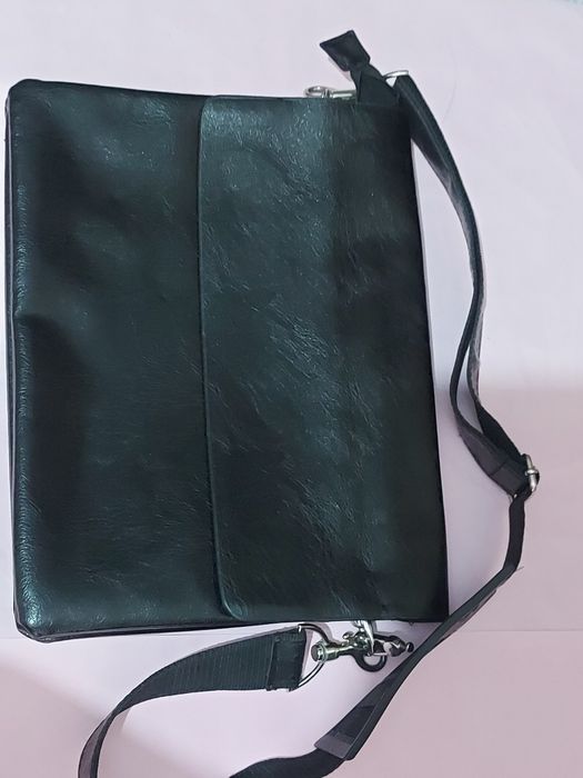 Мужская сумка кожаная.