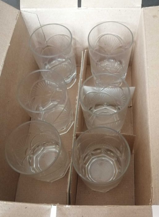 Чаши,сервизи и други неща