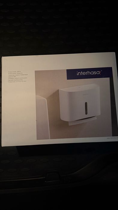 Продам новую салфетницу