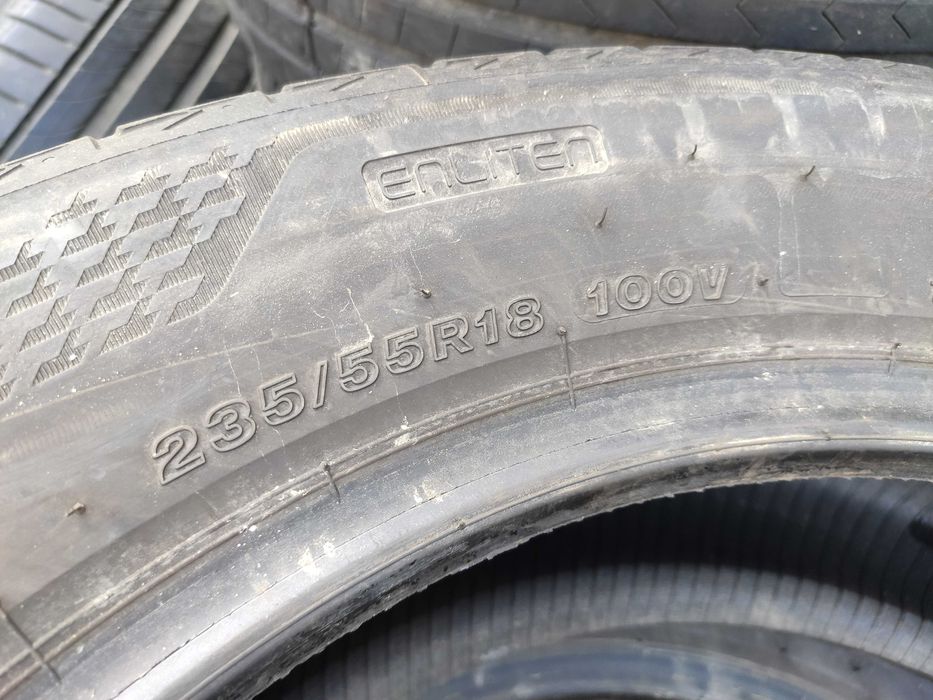 2бр Летни гуми 235 55 18 - Bridgestone -