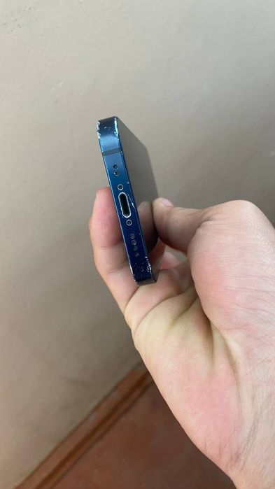 IPhone 12 mini ayblari bor
