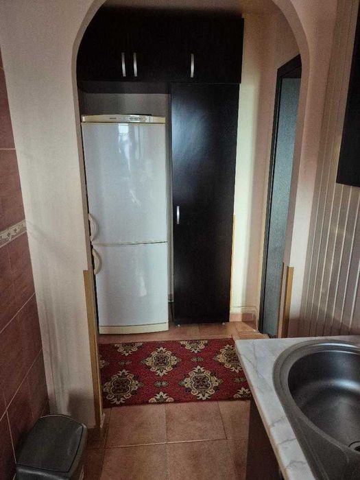 Inchiriez apartament 2 camere Aleea Potaisa