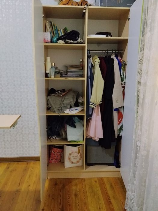 Комплект из мебели детской из 4 вещей: 2 кровати, комод и шкаф