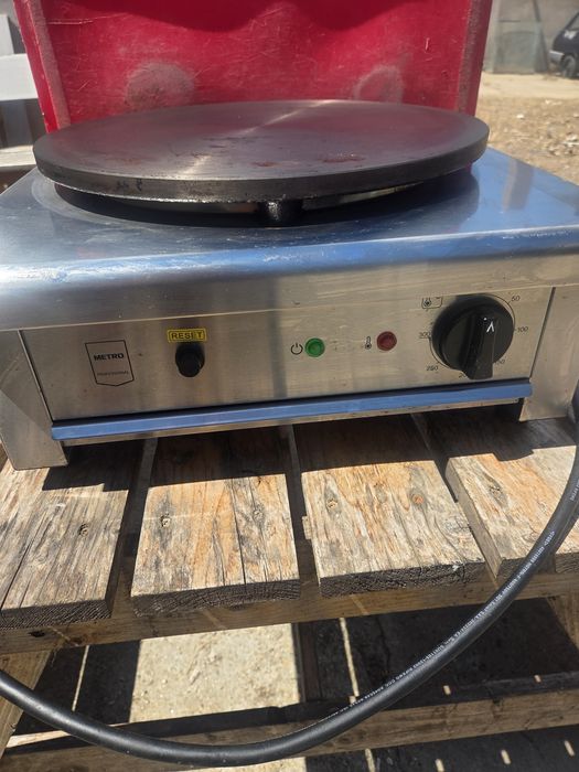 Vând plita clatite si grill vertical de paine