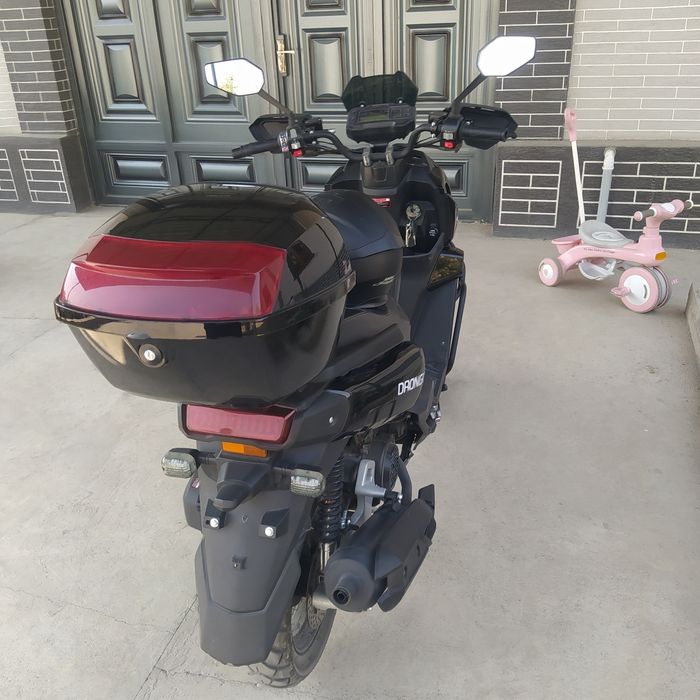 ТАНК Скутори сотилади