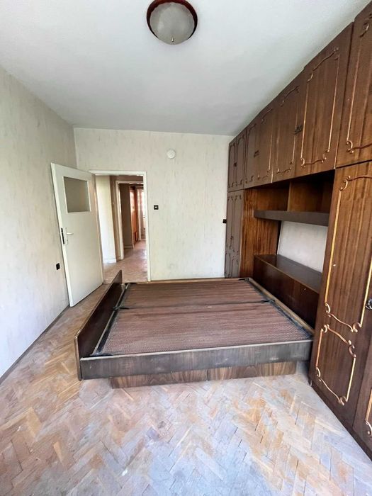 Тристаен апартамент в Центъра на Сливен - 113 кв. м - снимка 17