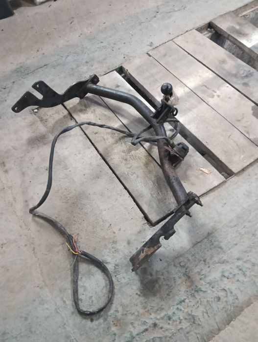 Cirlig Ford  transit conect