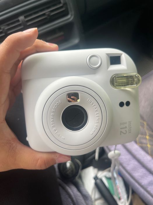 instax mini 12 фотоапарат