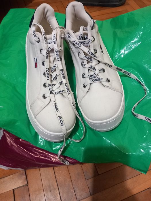 Оригинални обувки TOMMY HILFIGER размер -41