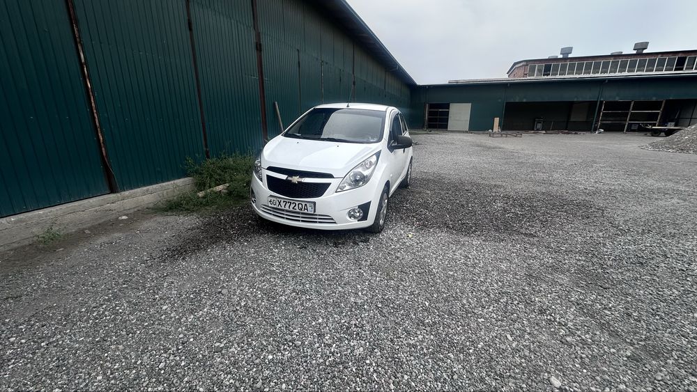 SPARK сотилади 2014 тоза