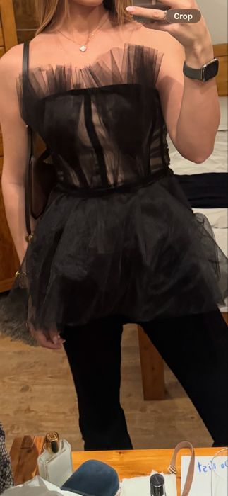 Корсет с връзки на гърба