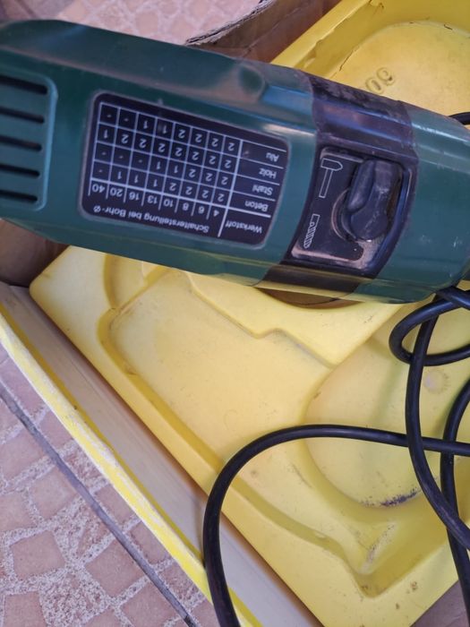 Bormașină ,autofiletantă electrică profesională marca BOSCH