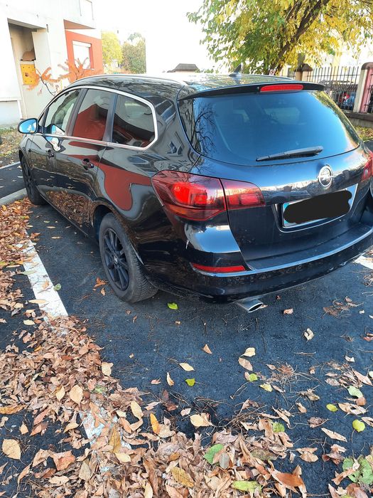 OPEL Astra 2011 — imagine 3