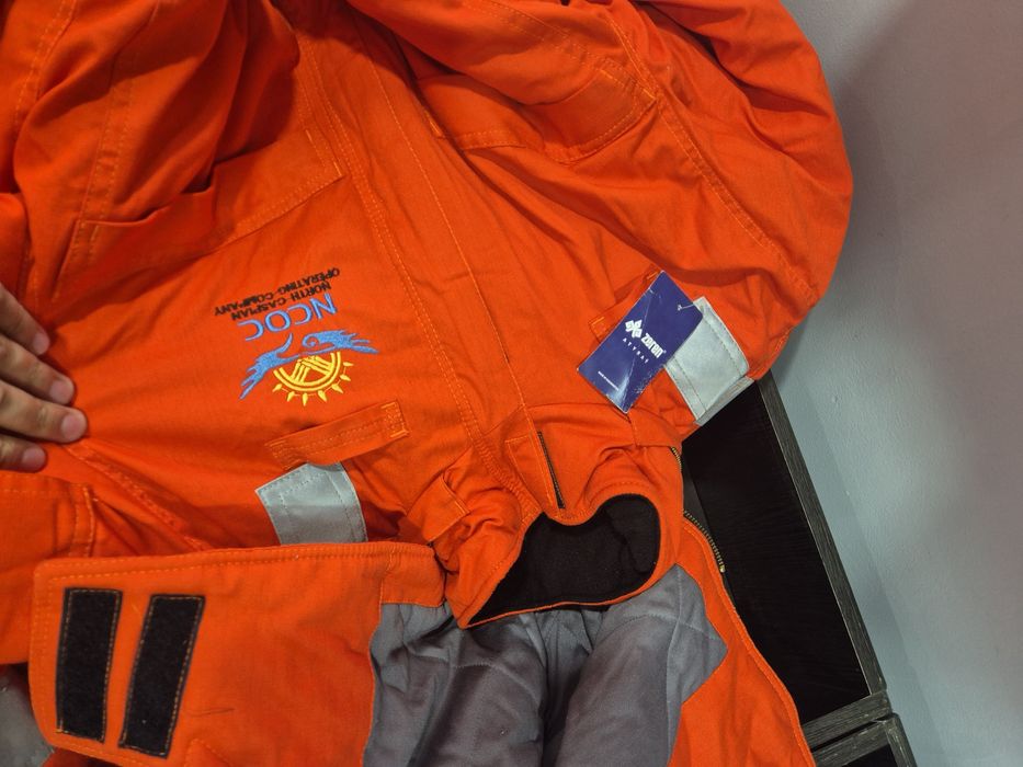 Зимний комбинезон