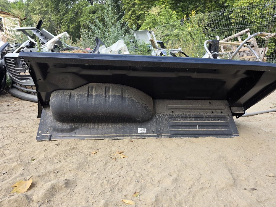 Nissan Navara 15- D23 NP300 2020  заден Десен панел калник лиген