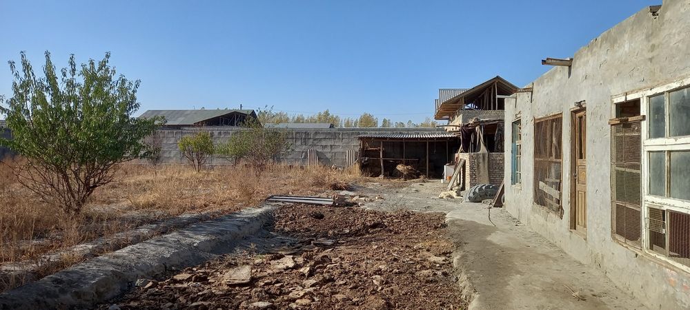 Участка ер майдони